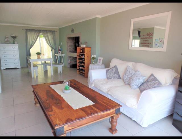5 BEDROOM HOUSE SOLD IN GANSBAAI CENTRAL